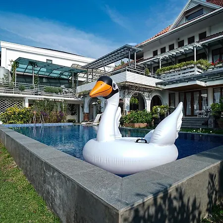 Namdur D' Garden Villa